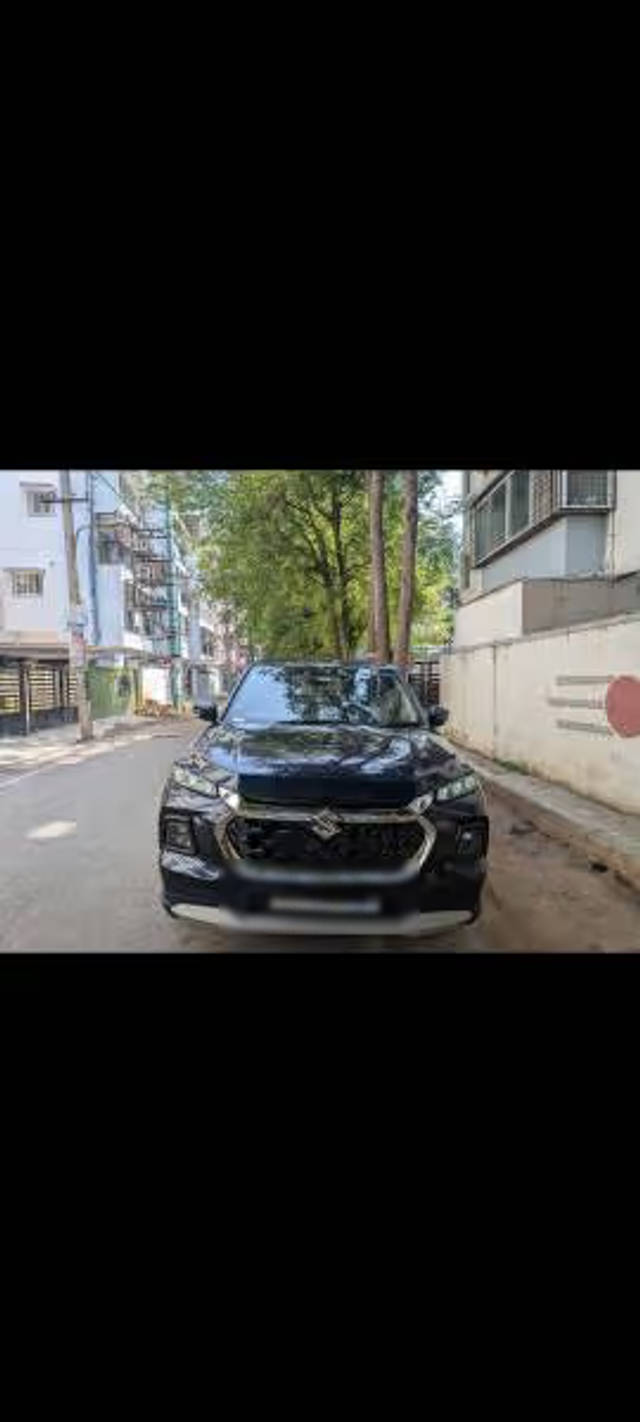 https://images10.gaadi.com/usedcar_image/4622035/original/7eec4e14-4401-4448-810b-170387e81b6f.png?imwidth=6401