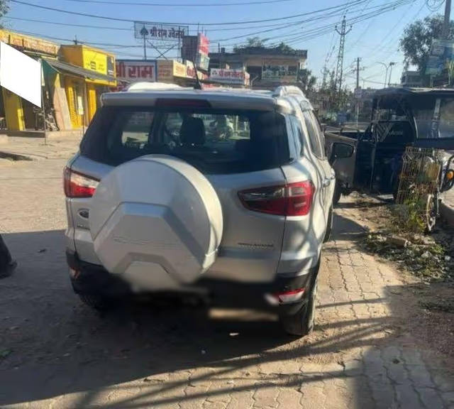 https://images10.gaadi.com/usedcar_image/4622036/original/03219f1d-e3ca-45f3-a8e3-6363d67c57e2.png?imwidth=6402
