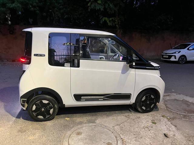 https://images10.gaadi.com/usedcar_image/4622048/original/processed_2d1e6cf48128d70c1db6556b25126aaa.jpg?imwidth=6401