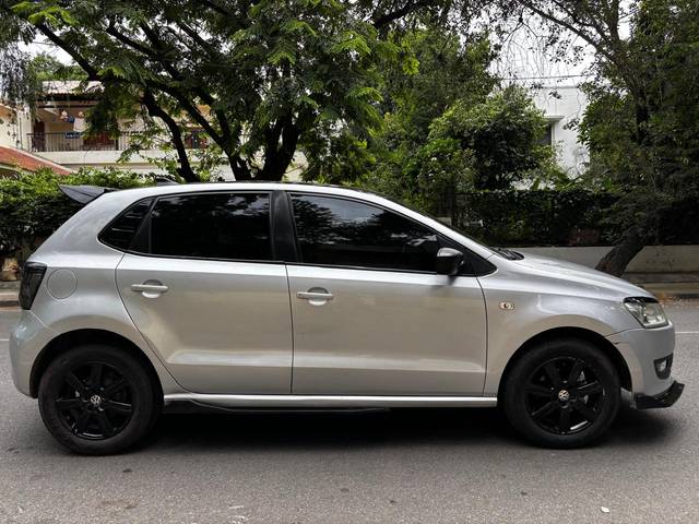 https://images10.gaadi.com/usedcar_image/4622062/original/cb0d54dd0b96e8940acedbac8d6a4a64.jpg?imwidth=6401