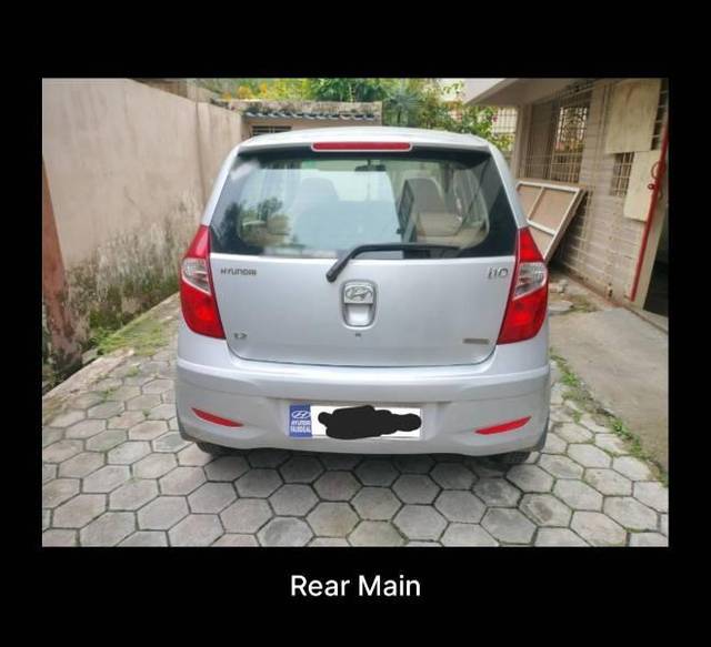 https://images10.gaadi.com/usedcar_image/4622113/original/processed_5908fdc1-fef2-40d4-b015-2d873e91ec40.jpg?imwidth=6401