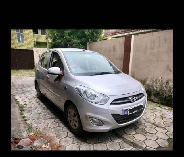 https://images10.gaadi.com/usedcar_image/4622113/original/processed_730b054b-71db-408a-aff4-3f13e0f5ea64.jpg?imwidth=6400