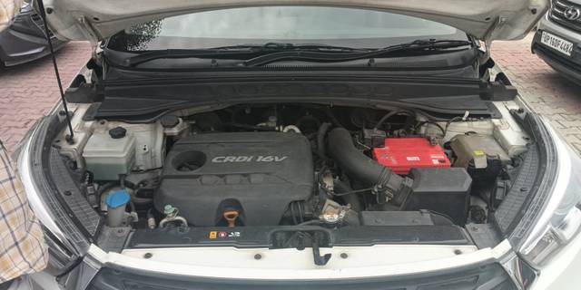 https://images10.gaadi.com/usedcar_image/4622114/original/1e940efb958c0adcb98cc4b0366025d1.jpg?imwidth=6401