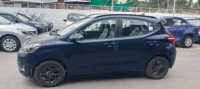 https://images10.gaadi.com/usedcar_image/4622117/original/processed_2d374559477b5f5605ee681caebf767c.jpg?imwidth=6400