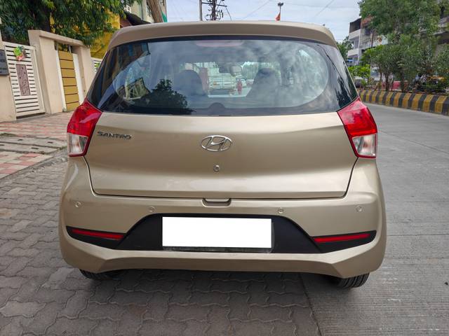https://images10.gaadi.com/usedcar_image/4622164/original/processed_713f09413ee9bdbe10b773f914cc3d32.jpg?imwidth=6402