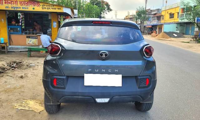 https://images10.gaadi.com/usedcar_image/4622170/original/processed_3f05b5e4-2e8c-46f1-b2a5-ee87f1103519.jpg?imwidth=6401