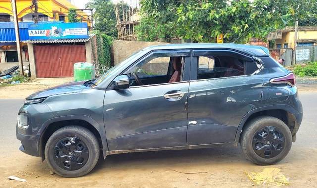 https://images10.gaadi.com/usedcar_image/4622170/original/processed_5eecf2b2-cb10-4b73-86f4-754ae453cddc.jpg?imwidth=6402