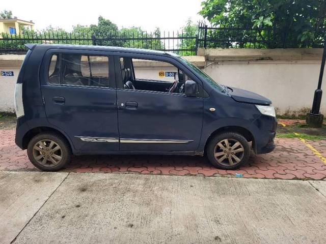 https://images10.gaadi.com/usedcar_image/4622174/original/processed_b3b5dae9-ab89-4921-9e03-4b5583f22019.jpg?imwidth=6400