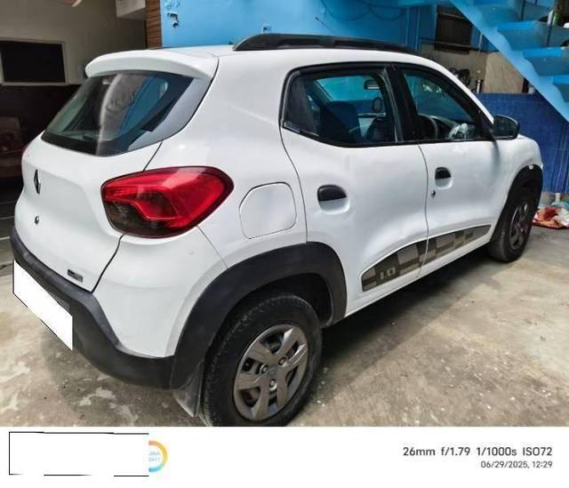 https://images10.gaadi.com/usedcar_image/4622205/original/processed_processed_6fe2e8dc-c4ef-41bd-a0d4-2052b1333f5f.jpg?imwidth=6402