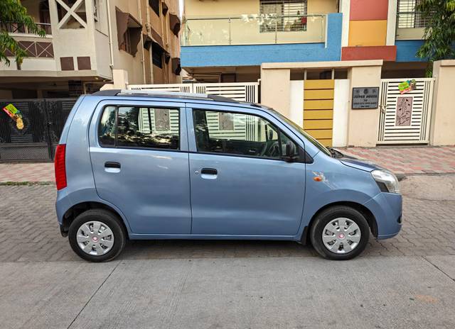 https://images10.gaadi.com/usedcar_image/4622230/original/processed_253695a5e253792a219d6f9983b442c5.jpg?imwidth=6401