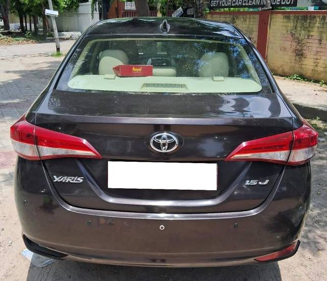https://images10.gaadi.com/usedcar_image/4622238/original/processed_007ee78ce737f6d4735945ca3ecc6473.jpg?imwidth=6401