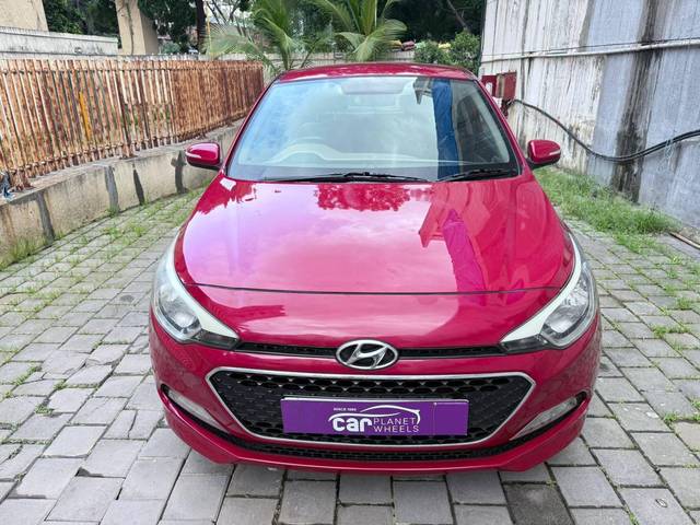 https://images10.gaadi.com/usedcar_image/4622246/original/processed_d96de468275c00e5f1c061ace7ea1114.jpg?imwidth=6401