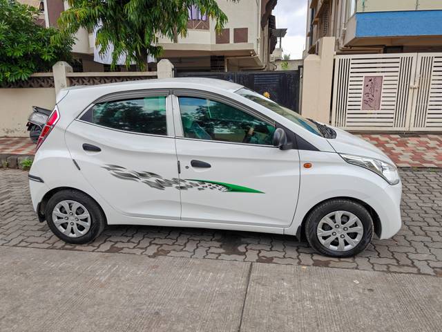 https://images10.gaadi.com/usedcar_image/4622258/original/processed_0979526a75c777322efc764f2593dd96.jpg?imwidth=6401