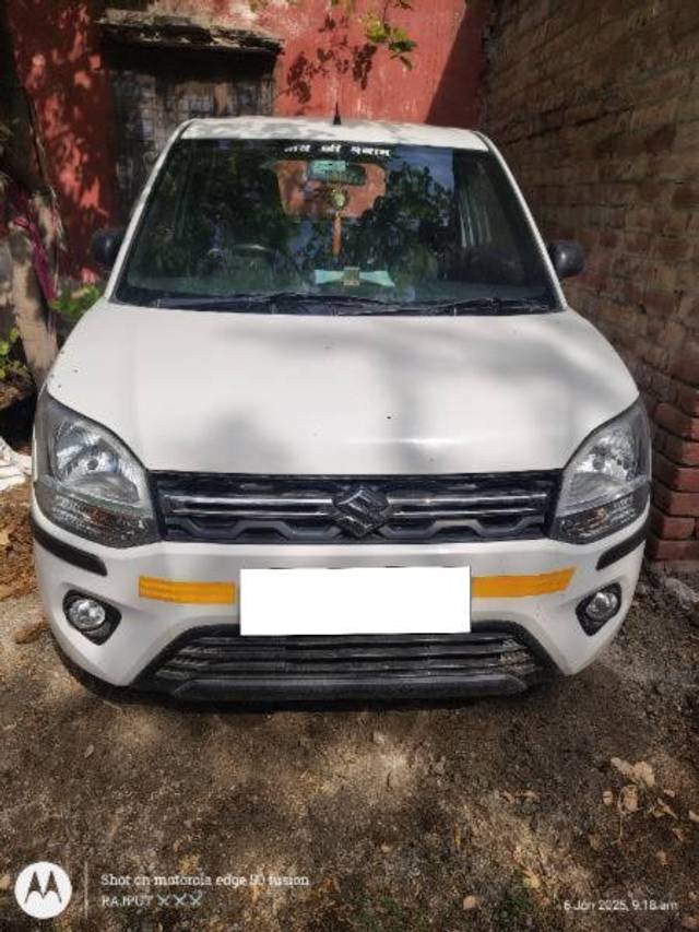 https://images10.gaadi.com/usedcar_image/4622265/original/processed_3803c259-c28a-4284-8ecc-2e811b98fd3b.jpg?imwidth=6400