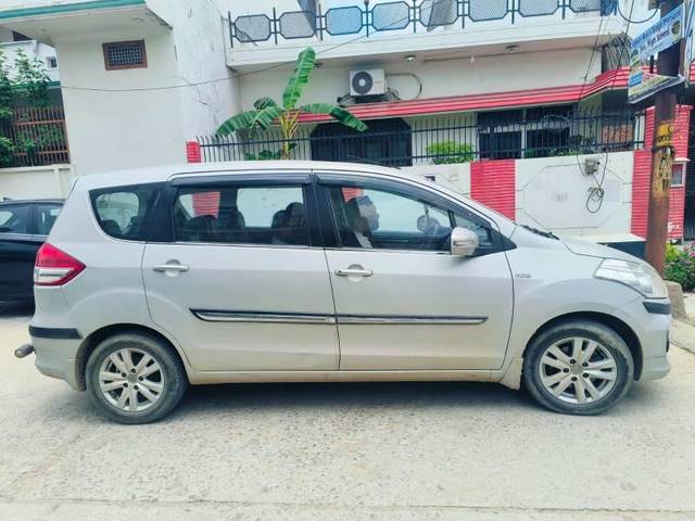 https://images10.gaadi.com/usedcar_image/4622267/original/processed_44643c91-296b-4a50-91e7-cf0fe4714097.jpg?imwidth=6401