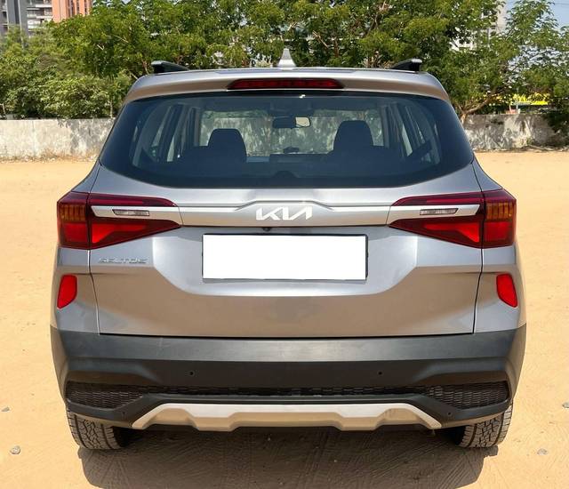https://images10.gaadi.com/usedcar_image/4622268/original/processed_e2a87a7b-c640-4ce0-b746-665b64154b11.jpg?imwidth=6401