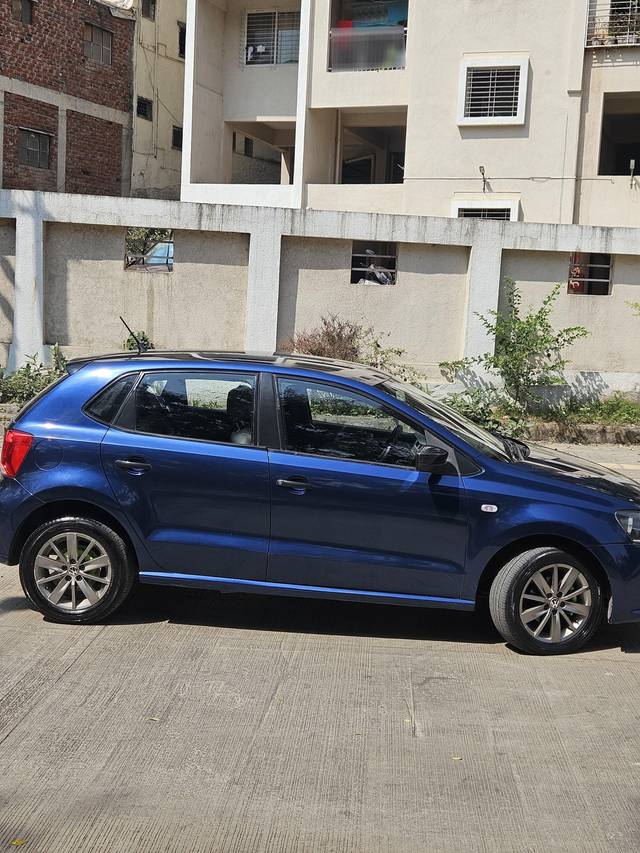 https://images10.gaadi.com/usedcar_image/4622272/original/processed_c85cd63276da64fdef46ede0b5ea2f13.jpg?imwidth=6401