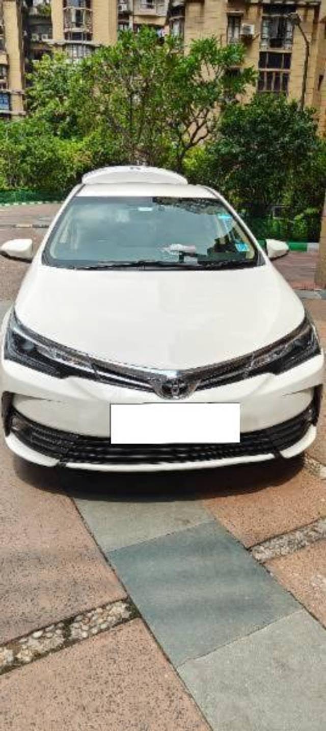 https://images10.gaadi.com/usedcar_image/4622283/original/processed_35bcc120-18aa-4658-8ebd-a0768b893240.jpg?imwidth=6400