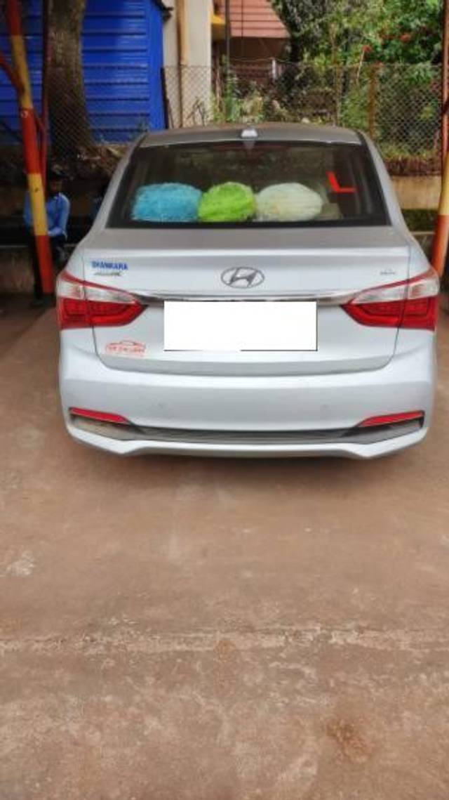 https://images10.gaadi.com/usedcar_image/4622292/original/processed_5fffc27a-6cc8-474c-9581-8e2121b1fede.jpg?imwidth=6401