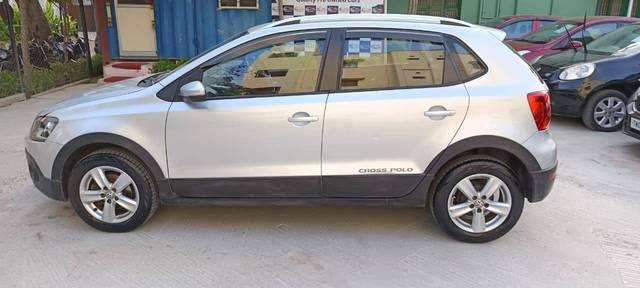 https://images10.gaadi.com/usedcar_image/4622296/original/processed_f0cee3bb863a6a75ba5c052b0f92f6bb.jpg?imwidth=6402