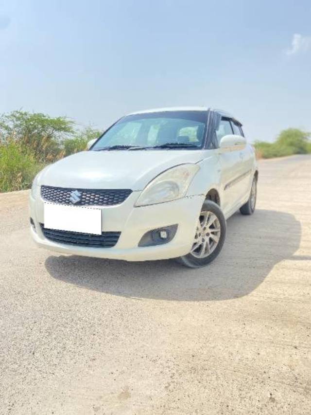 https://images10.gaadi.com/usedcar_image/4622306/original/processed_ca42daa9-6502-42b6-a0ea-d291b98b62d3.jpg?imwidth=6402
