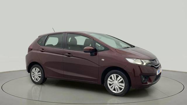 https://images10.gaadi.com/usedcar_image/4622319/original/ad6d9f4c8124da3b5a81ff66be87aa86.jpg?imwidth=6400