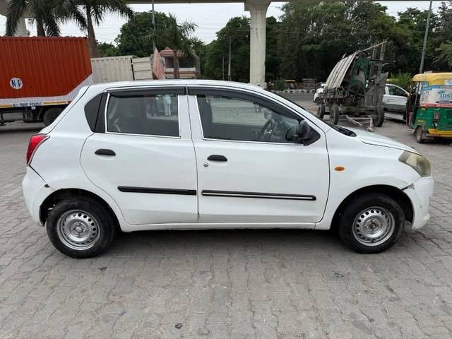 https://images10.gaadi.com/usedcar_image/4622349/original/processed_80ad8df6-ce6e-4bb1-83eb-f6c3ba6ca90f.jpeg?imwidth=6401
