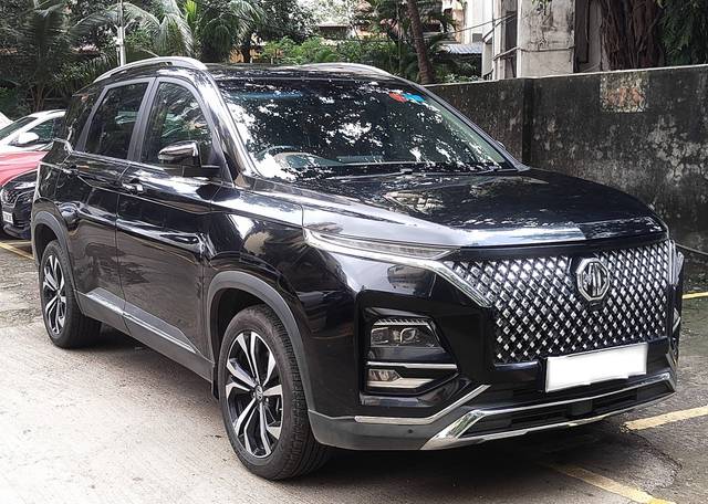 https://images10.gaadi.com/usedcar_image/4622413/original/processed_6120c1439f47b50061c7010e79e78db0.jpeg?imwidth=6400