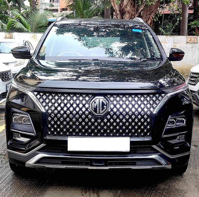 https://images10.gaadi.com/usedcar_image/4622413/original/processed_7435af863498dfa31bd1c40d1fa04bd4.jpeg?imwidth=6400