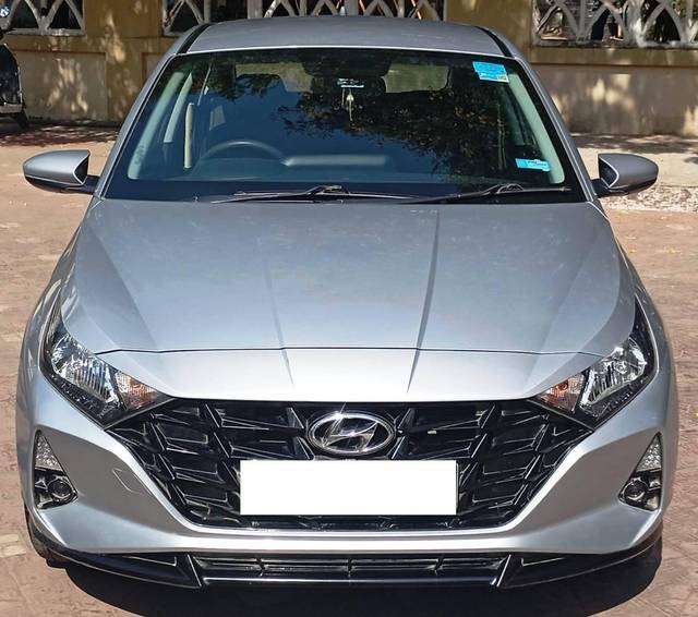 https://images10.gaadi.com/usedcar_image/4622426/original/processed_0aa5f63a44c3642428bf46482da5b98c.jpeg?imwidth=6400