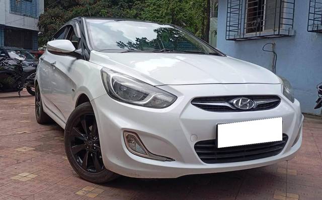 https://images10.gaadi.com/usedcar_image/4622433/original/processed_ae3dfff9a0dd928883740e4b5e8b9a44.jpeg?imwidth=6400