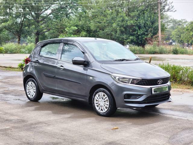 https://images10.gaadi.com/usedcar_image/4622440/original/d6d278a18487f7a6cc2d00c95a78d8e0.jpg?imwidth=6400