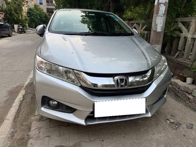 https://images10.gaadi.com/usedcar_image/4622450/original/processed_a701367c-ab15-4b0c-b2ce-4a203cec1e5b.jpeg?imwidth=6400