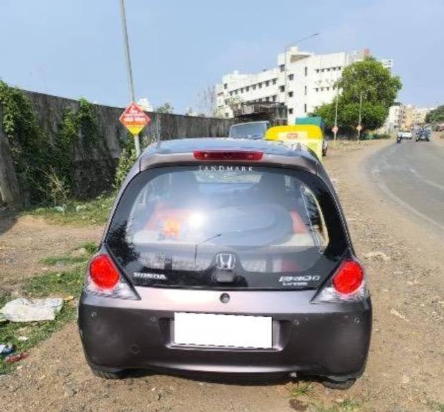 https://images10.gaadi.com/usedcar_image/4622451/original/processed_256a02b1-46a6-4f90-a601-6ba25e9bf111.jpeg?imwidth=6401