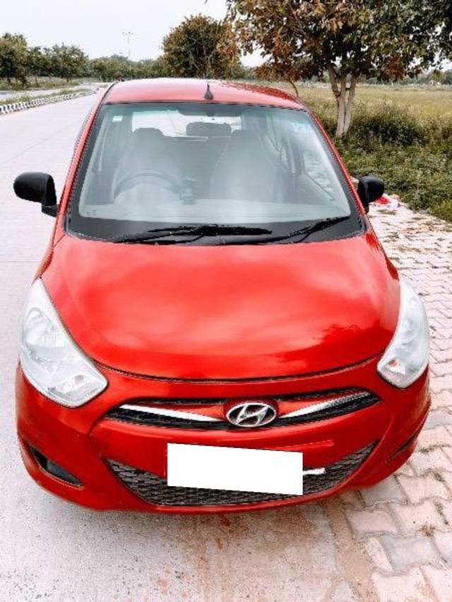 https://images10.gaadi.com/usedcar_image/4622494/original/processed_13cc4bde-7ea7-4a34-8b73-35f235f32c5d.jpeg?imwidth=6401
