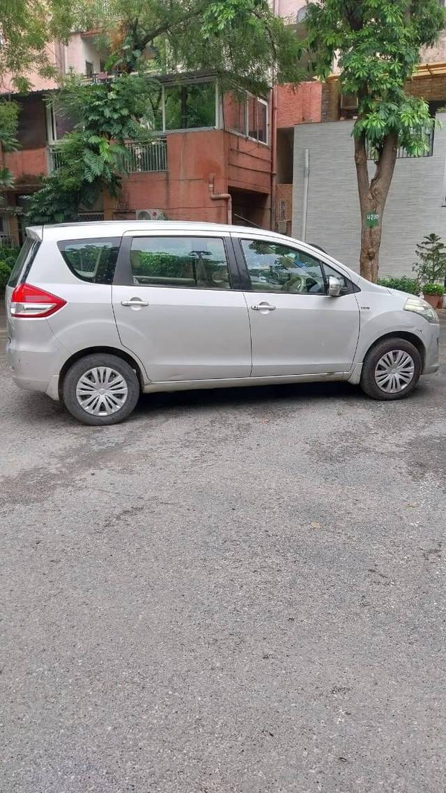 https://images10.gaadi.com/usedcar_image/4622526/original/processed_27dd665c-6fe4-4b08-9771-39adfc1e10ae.jpg?imwidth=6402