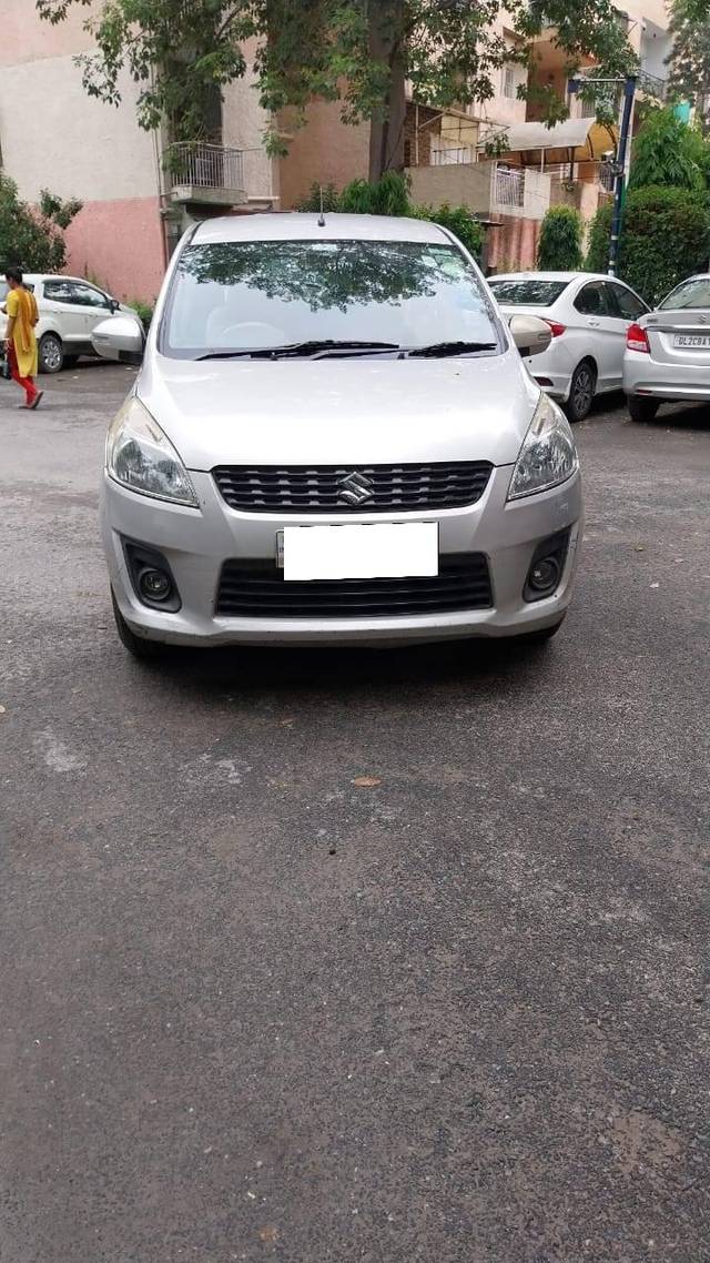 https://images10.gaadi.com/usedcar_image/4622526/original/processed_79a783c0-92e3-48ab-9156-8230d005369a.jpg?imwidth=6401