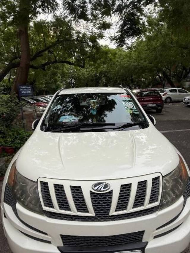 https://images10.gaadi.com/usedcar_image/4622550/original/processed_02026670-6acd-49e7-a9b8-a4b2e07492b8.jpg?imwidth=6401
