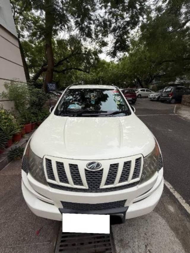 https://images10.gaadi.com/usedcar_image/4622550/original/processed_6cb03a71-5bc6-45dc-bd51-882a1d696796.jpg?imwidth=6400