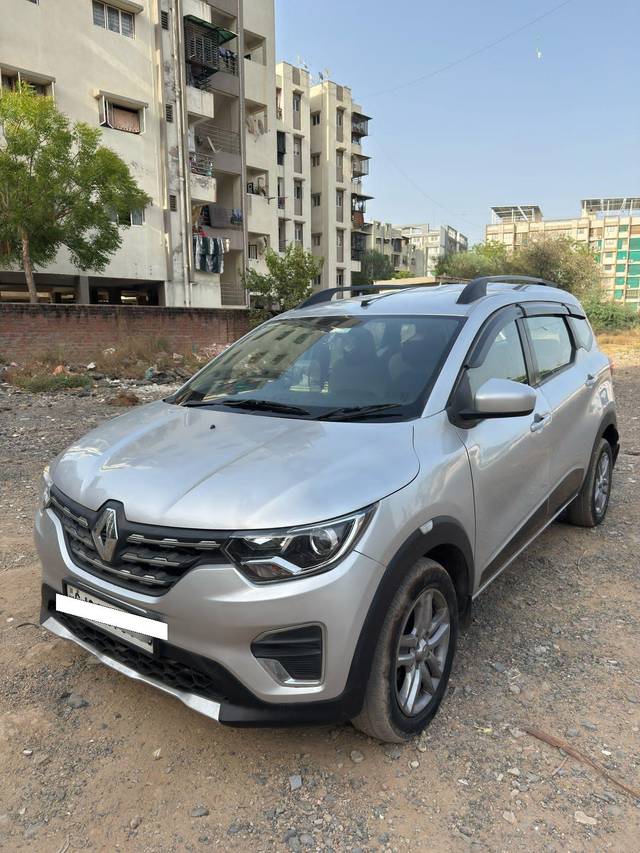 https://images10.gaadi.com/usedcar_image/4622621/original/processed_61dca8d6-94fd-40be-818a-b2466533e127.jpg?imwidth=6402