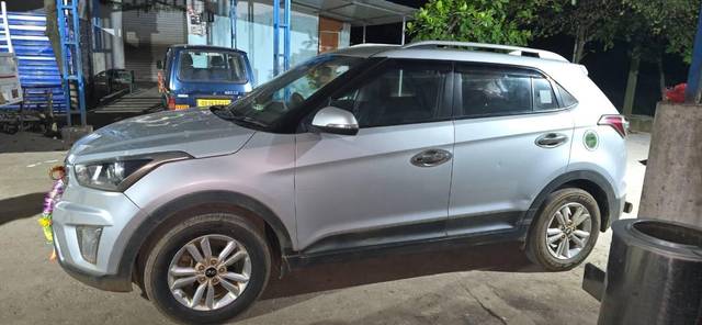 https://images10.gaadi.com/usedcar_image/4622718/original/processed_3768761d-a6c5-450c-b7ef-9f85c8729851.jpg?imwidth=6400