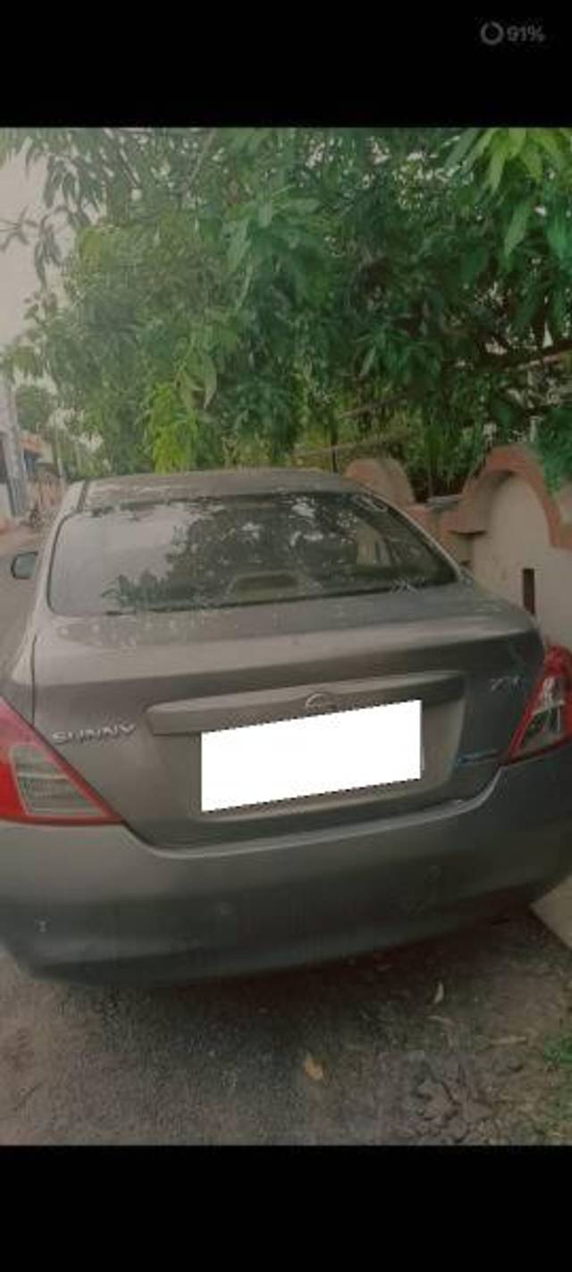 https://images10.gaadi.com/usedcar_image/4622764/original/processed_2aa5be74-7ed6-4859-8c02-c9d04c5700b6.jpg?imwidth=6401