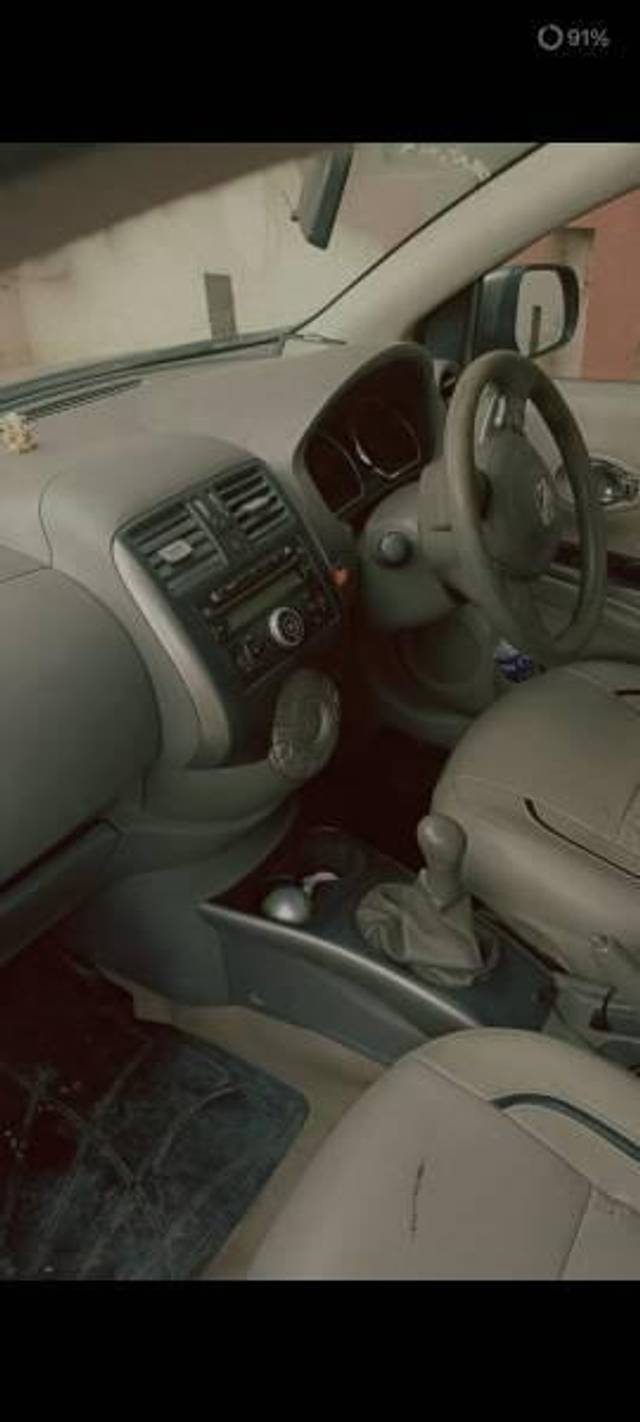 https://images10.gaadi.com/usedcar_image/4622764/original/processed_a3d8bd09-385a-469e-9e49-0ac2b2f3bbf8.jpg?imwidth=6402