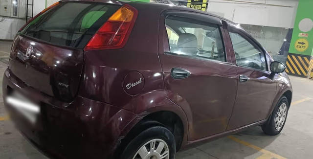 https://images10.gaadi.com/usedcar_image/4622782/original/2410bcb5-a265-44ce-abe7-0ade5483b5ba.png?imwidth=6401