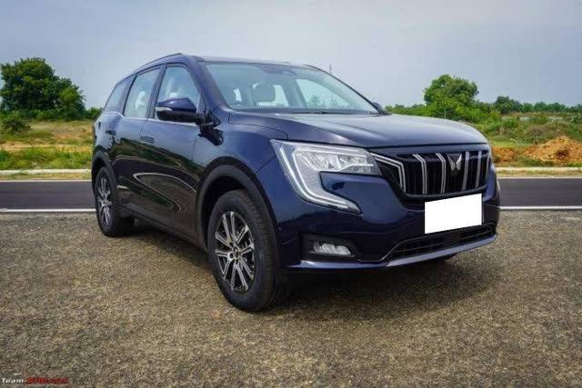 https://images10.gaadi.com/usedcar_image/4622789/original/processed_bdb7d55f-9ff1-4037-98bb-e21d2eae10d0.jpeg?imwidth=6400