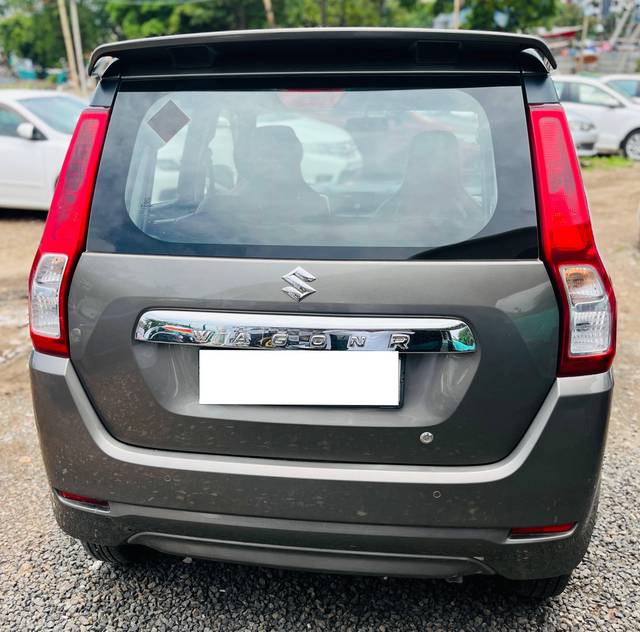 https://images10.gaadi.com/usedcar_image/4622792/original/processed_a7330157-50c1-4094-a9b4-9dcd572cbf87.jpg?imwidth=6401