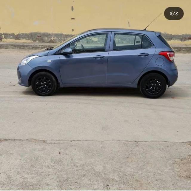 https://images10.gaadi.com/usedcar_image/4622798/original/processed_991964c4-3c77-41e1-8f7e-2c8ca2fa7be6.jpg?imwidth=6400