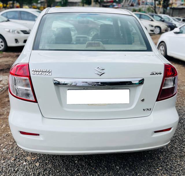https://images10.gaadi.com/usedcar_image/4622799/original/processed_2a1b30d0-f2a6-49aa-8c21-37a4d6973644.jpg?imwidth=6401