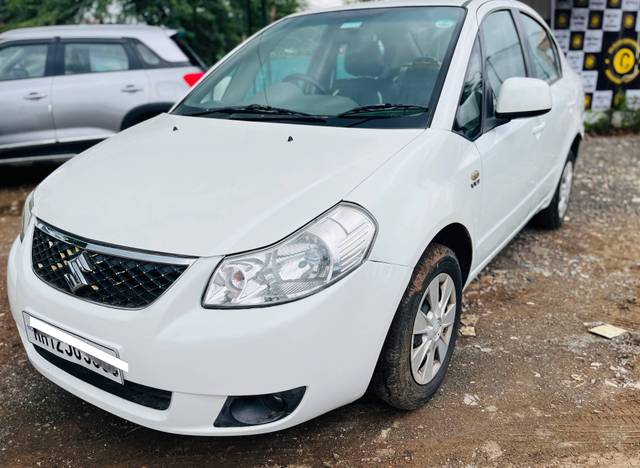 https://images10.gaadi.com/usedcar_image/4622799/original/processed_4ab8941c-003a-4043-a5ce-1be10cd40e37.jpg?imwidth=6402