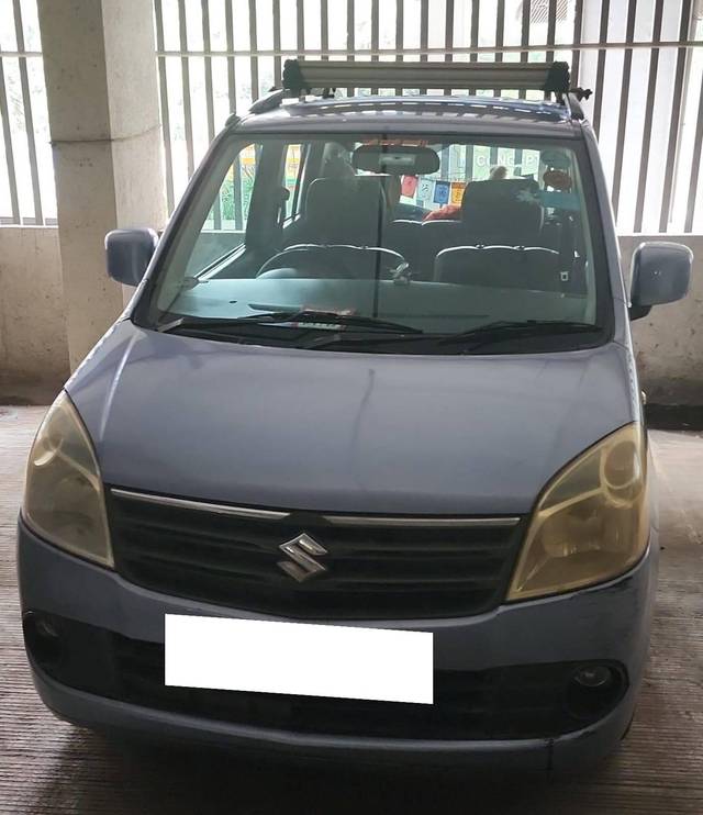 https://images10.gaadi.com/usedcar_image/4622805/original/processed_b43f076b-1723-4f59-907a-1818b6c7648e.jpg?imwidth=6401